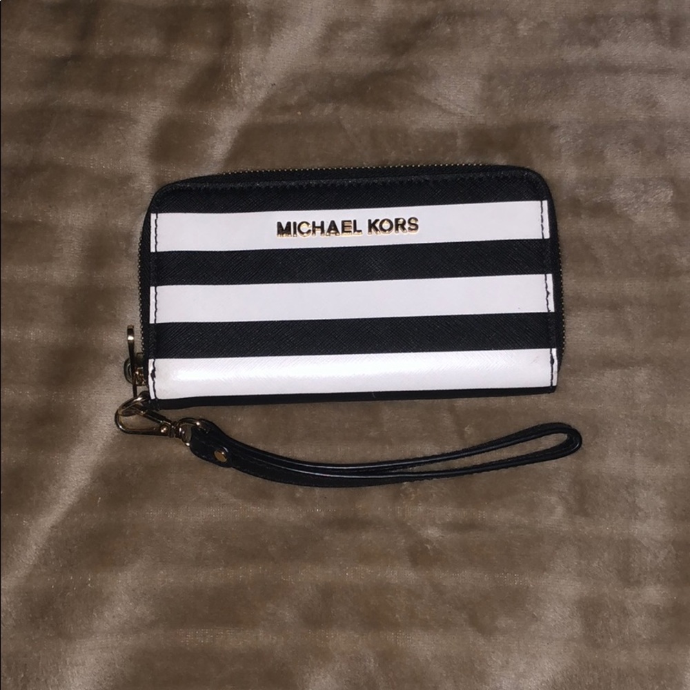 Michael Kors Wristlet